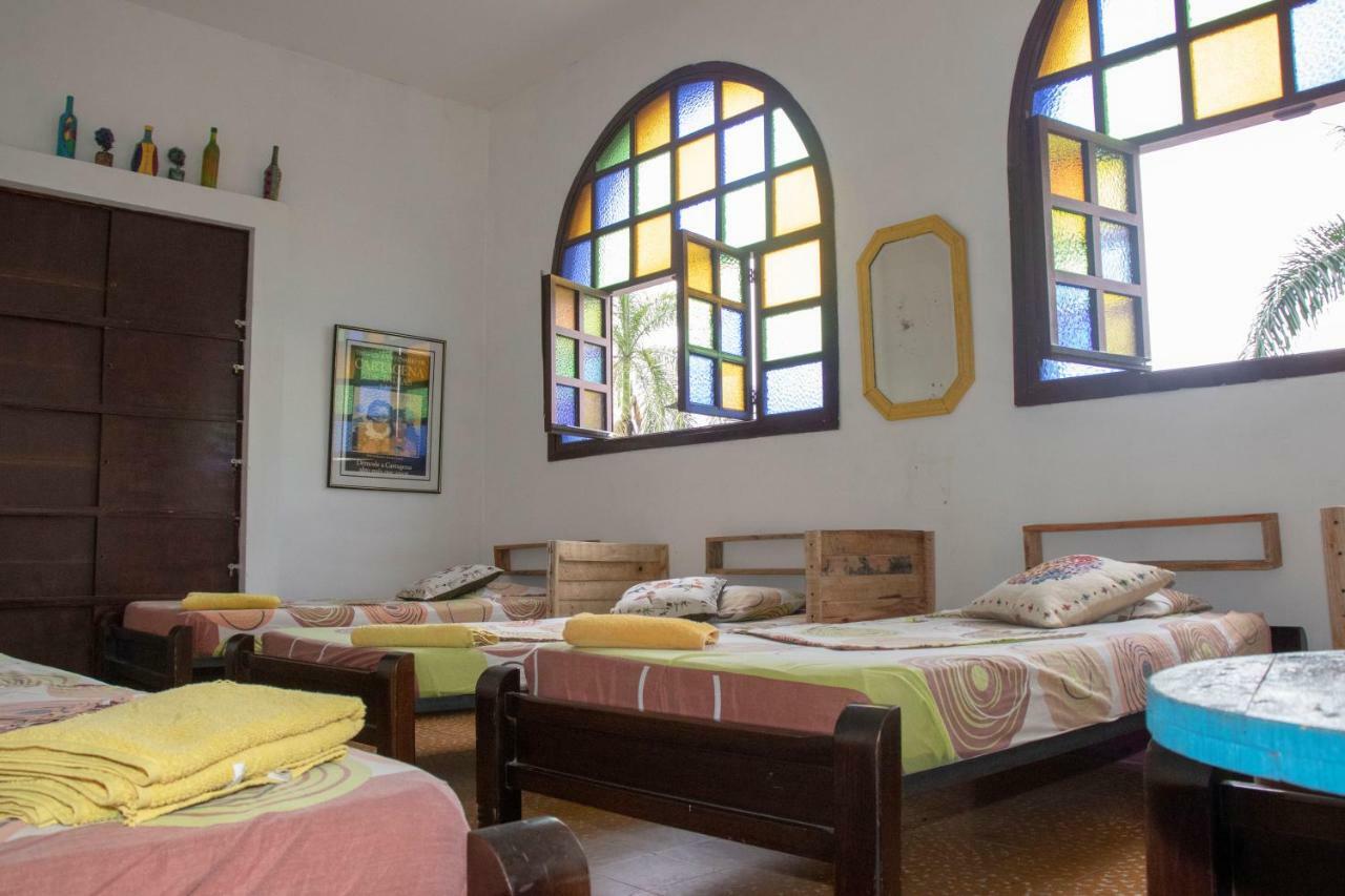 Hostal Encuentro Hostel กาลี ภายนอก รูปภาพ